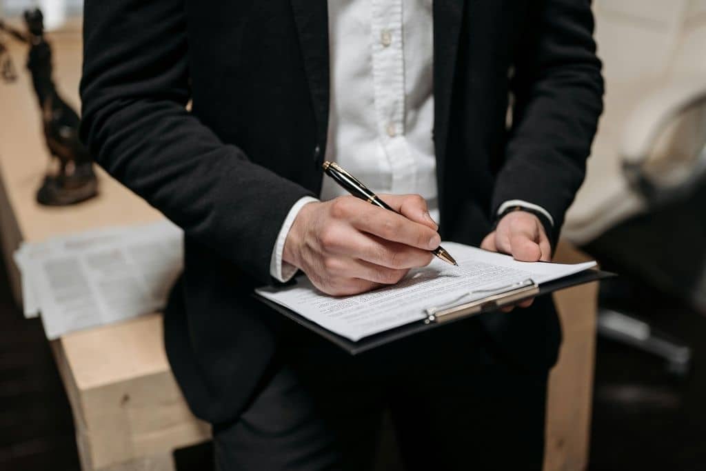 Article créer une llc dans le Missouri - Révision d'un document